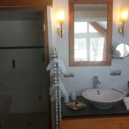 Landgut Lindenhof Aparthotel Bodensdorf